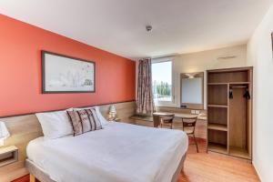Hotels Ace Hotel Montlucon : photos des chambres