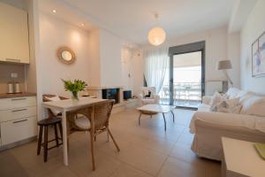 Melia Mare Seaview Apartment by RentalsPro - Fourka Halkidiki