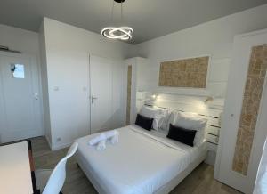 Hotels Logis Les Cols Verts : photos des chambres