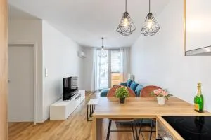LEO apartment - AC & Free parking - Trnávka