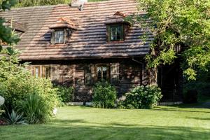 W Starym Dworku - unikatowy dom z ogrodem na wyłączność