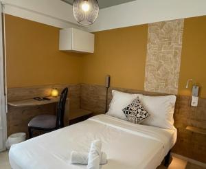 Hotels Logis Les Cols Verts : photos des chambres
