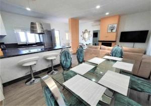 Typical Canarian House private jacuzzi, sauna, gym, Finca Conejo Taucho Adeje by Aqua Vista Tenerife