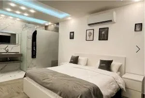 PYRAMID Chalets - شاليهات الهرم - Al Baḩḩāth