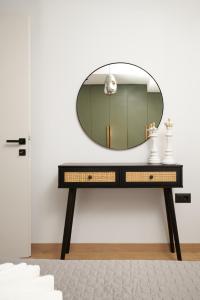 Niki Seaview With Cozy Garden