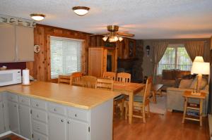 Beaver Village Unit #0521