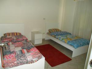 SS1088 Golf heights 2 bedroom sea view apartment