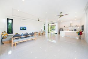 Garden pool villa V110