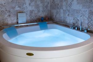 Vsuite livingchic
