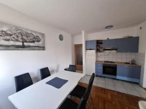 Apartment in Novalja with 2 bedrooms and living room! 