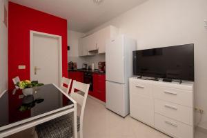 Studio Apartments Mack - RED
