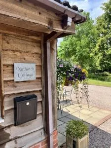 Nuthatch Lodge - 德罗伊特威奇