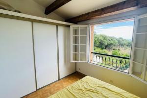 Nest overlooking the Gulf of Saint-Tropez