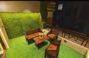 Classic Premium luxurious 3bhk fully furnished apartment in koregaon park