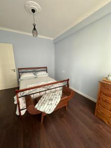 Blue Brace Apartment