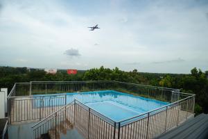 Daffodils Luxury Airport Suites