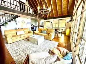 Nestled on Skiers Cove South Toledo Bend Lake 3 bedroom-5 beds - Sabinetown