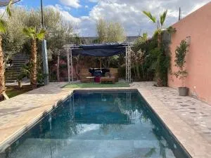 Villa avec piscine cinéma - 阿伊特乌里尔