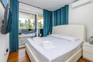 Modern holiday house JASMINKA