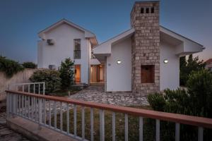 Carsko Selo Budva Blizikuce Soppp