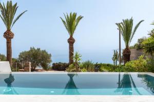 Palm Tree private pool Villa