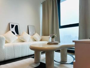 V Residence Suites-27