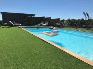 Maison entière location tourisme quatre étoiles proche de sites touristiques - Le Roc