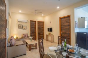 Hostie Eva - 2BHK Apartments near Artemis, Medanta, Fortis hospitals