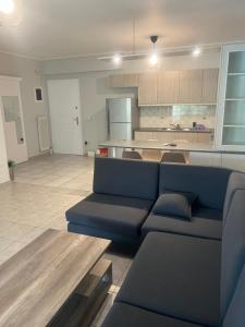 Neos Kosmos Cozy Retreat - Central Comfort