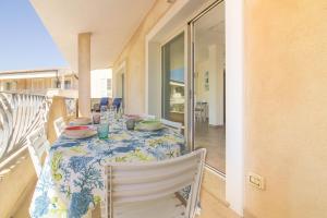 Lovely Apartment near Palau Beach with Terrace!