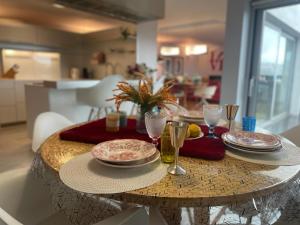 Glorias Design House