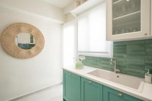 LIV - Charming 3BD in Athens Vibrant Downtown