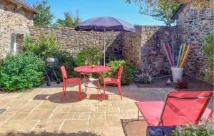 Maisons de vacances Lovely Home In Plerin With Wifi : photos des chambres