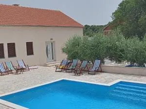 Kuća za odmor Mira blizu Biograda na moru - Kakma