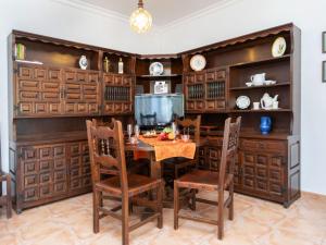 Holiday Home Omega by Interhome