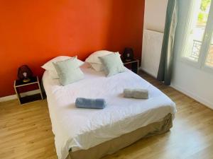 Appartements Maison de ville - cosy - centre ville - wifi -gare : photos des chambres