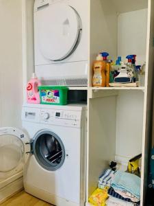 Appartements Maison de ville - cosy - centre ville - wifi -gare : photos des chambres