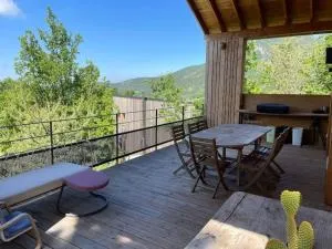 Maison perchée à Pont de Barret - Charols