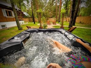 Szumiąca Sosna - Jacuzzi, Ognisko, Sauna, BBQ