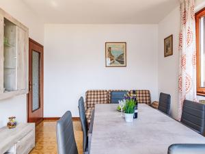 Apartment Elena by Interhome