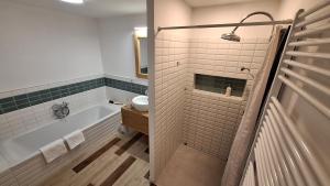 Chaloupka Na Mýtince