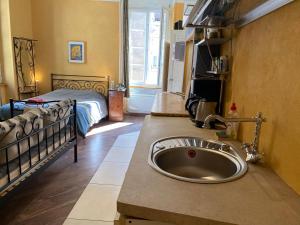 Residence Verdi - Appartements meubles en centre ville : photos des chambres