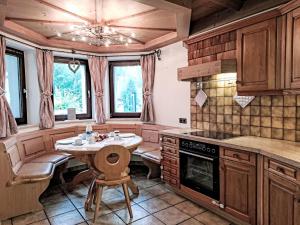 Holiday Home zur schönen Aussicht by Interhome