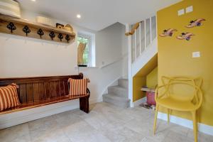 Bulmer Cottage by Winterton Cottages