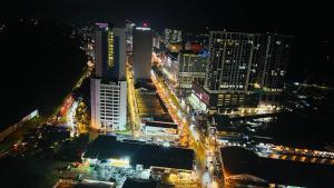 JQ Citypads HighFloorView with WIFI 2R1B FOR 5Pax