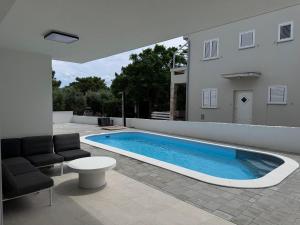 Villa Plesa with office and private pool
