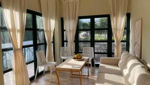 Orange Garden - 4hvězdičkové hotely ve městě Himarë