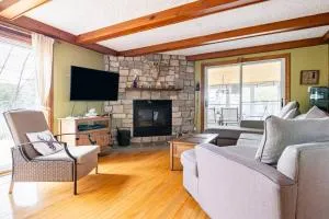 Le St-Amour sur la Rouge - Arundel