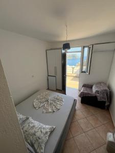 Dina House