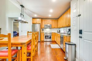Ski-InandSki-Out Granby Penthouse with Mountain Views!